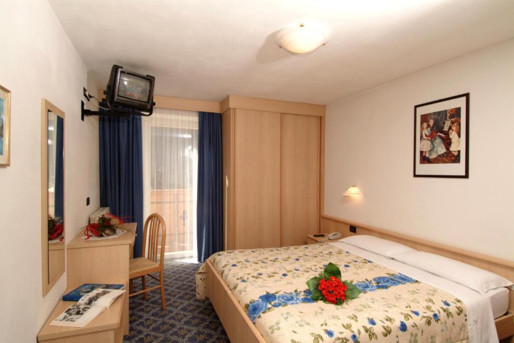 Albergo Fiordaliso Canazei Zewnętrze zdjęcie