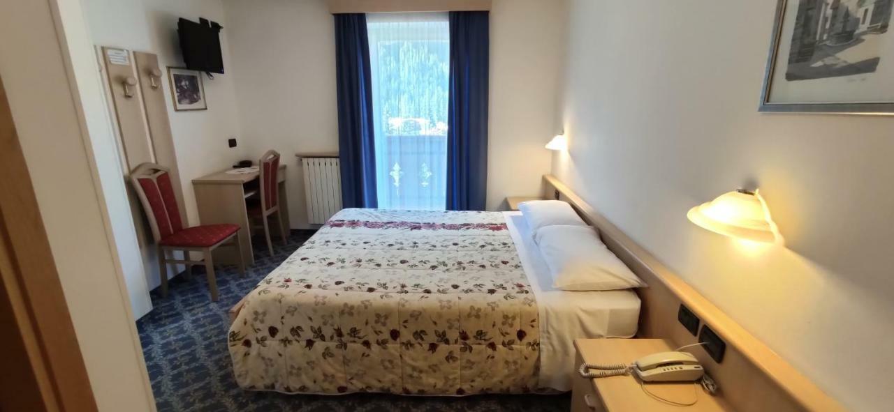 Albergo Fiordaliso Canazei Zewnętrze zdjęcie