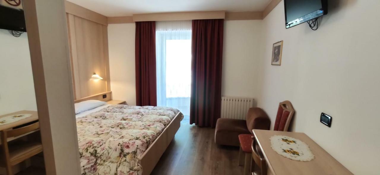 Albergo Fiordaliso Canazei Zewnętrze zdjęcie